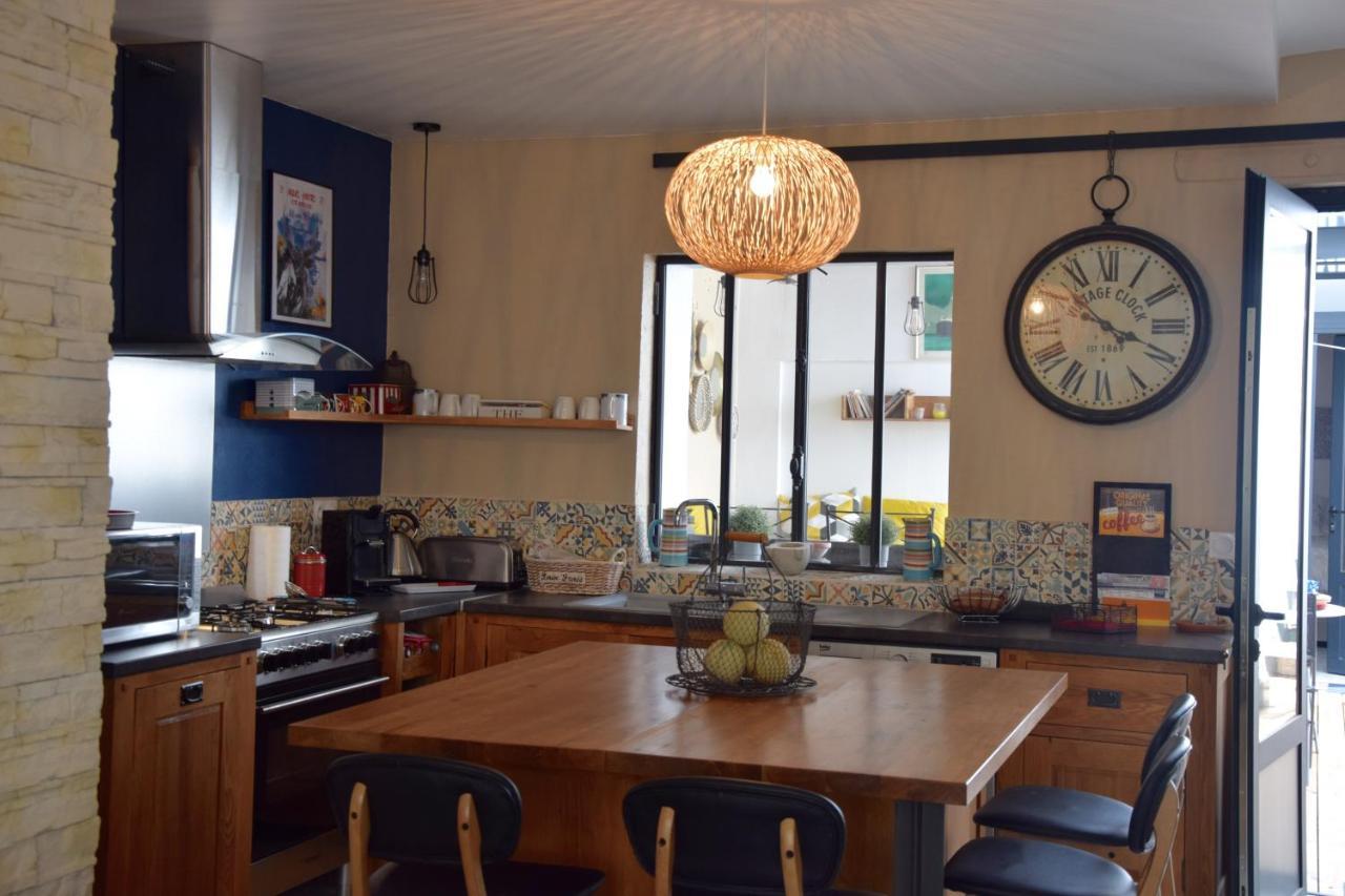 Bed and Breakfast Le Petit Patio Эг-Морт Экстерьер фото