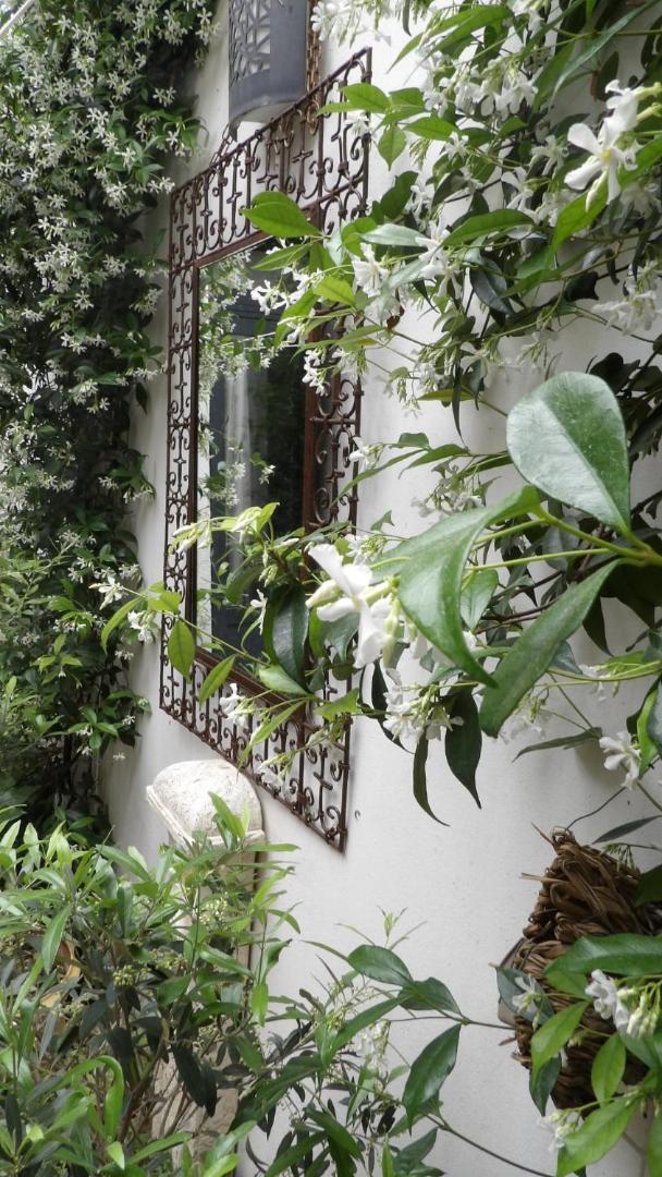 Bed and Breakfast Le Petit Patio Эг-Морт Экстерьер фото