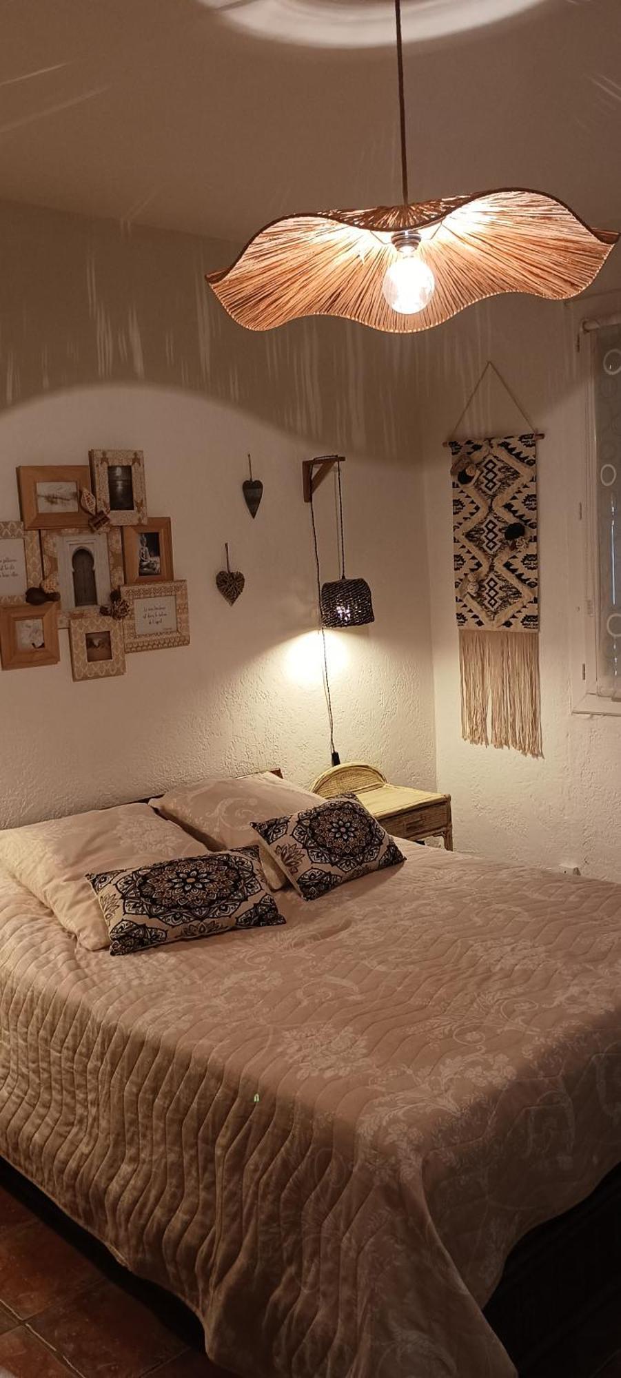 Bed and Breakfast Le Petit Patio Эг-Морт Экстерьер фото