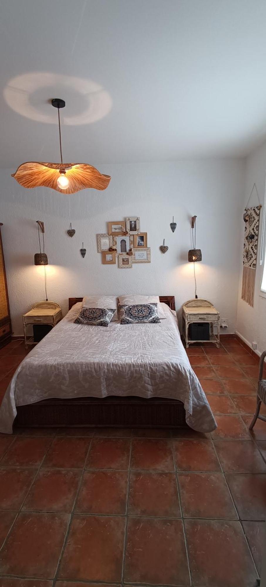 Bed and Breakfast Le Petit Patio Эг-Морт Экстерьер фото